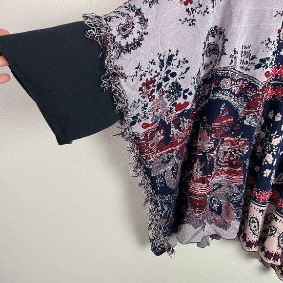 Free People Size M/L Pieced Paisley Oversized Boho Tunic Sweater‎ Fringe Poncho - Picture 5 of 11